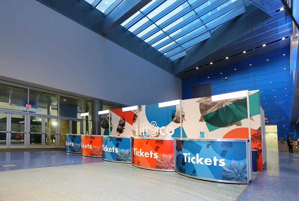 LIFT 2019 Convention — LEVY show build, photo 06.